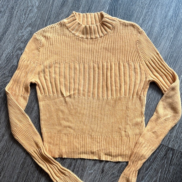 AE Ribbed Mustard Sweater - Picture 1 of 5